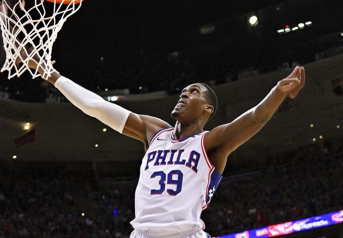 306号战场老鹰对76人巅峰对决解析(图2)